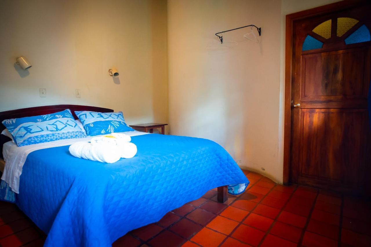 Hostal Jardin Escondido Vilcabamba Exterior photo